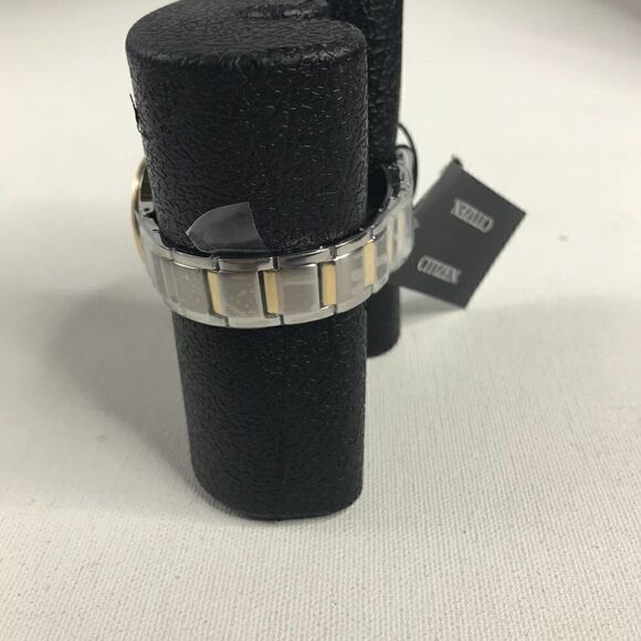 Citizen Women's Gold and Silver Eco-Drive Watch - Picture 6 of 8